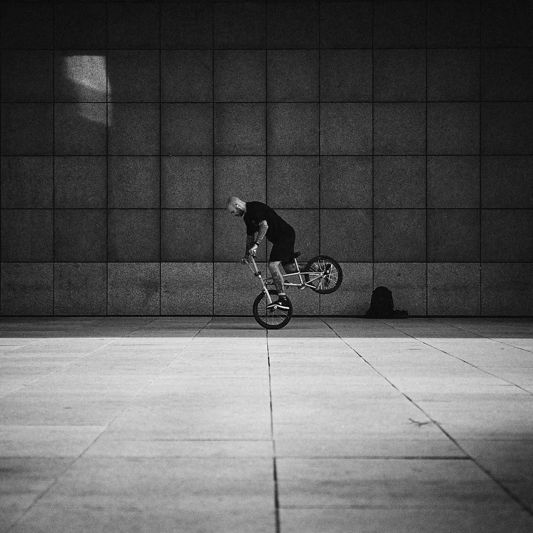 Street photograph by Michal Hotovec